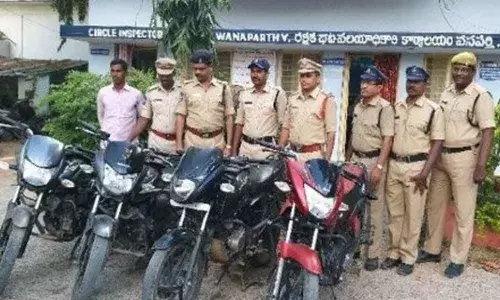 Wanaparthy: Police arrest 3 minors habituated to vehicle thefts