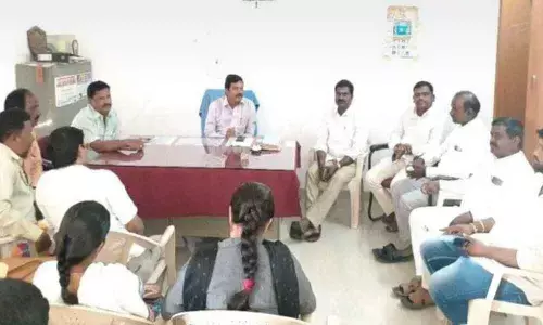 Nizamabad: Every village in Edipalli Mandal must have a tractor