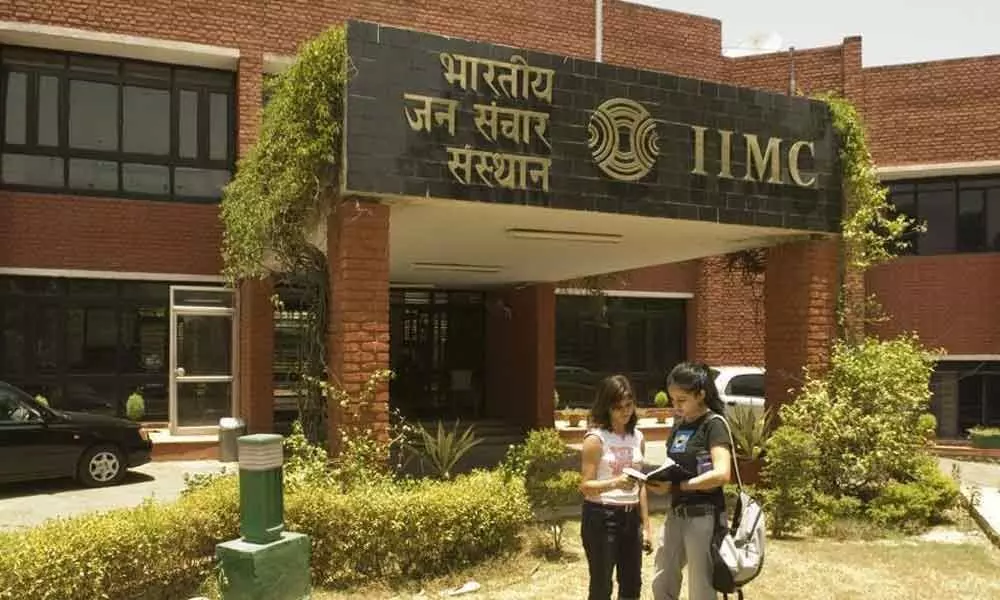 IIMC students call off protest against fee hike