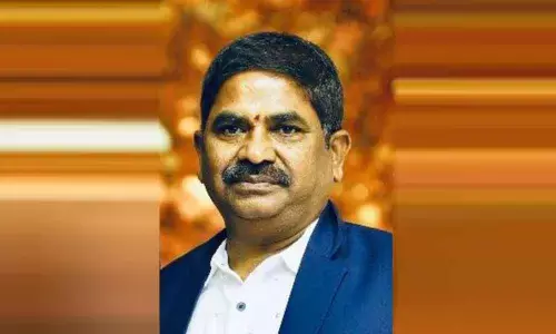 Karimnagar: Mother Teresa Gold Model Award to Ravichandra