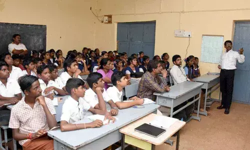 Tirupati: Career guidance session held for  high school students