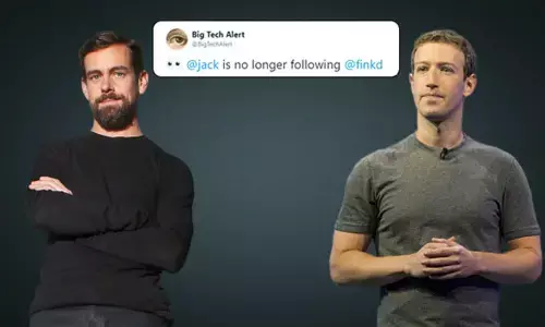 Twitter CEO Jack Dorsey unfollows Facebook CEO Mark Zuckerberg on Twitter