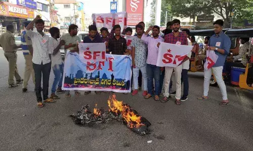 Police attack on Jamia, Aligarh Muslim University students flayed