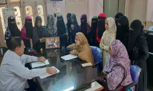 College girls complain over RTC service