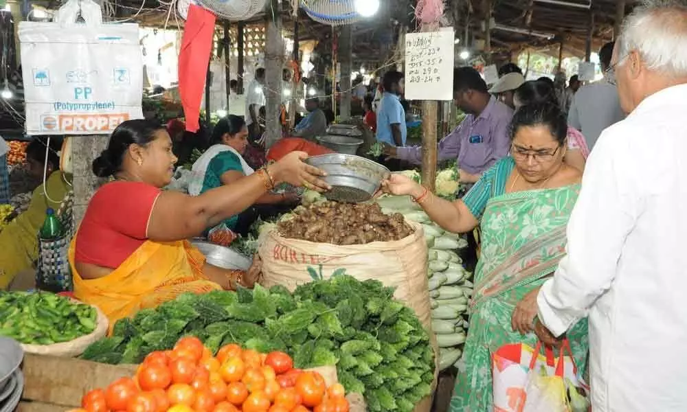 Prices of vegetables skyrocket in Guntur