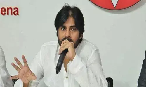 Pawan Kalyan advises Amaravati farmers to be restrained until Expert committees report