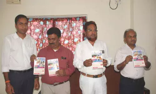 Karimnagar: Pamphlets of Bharat Darshan released