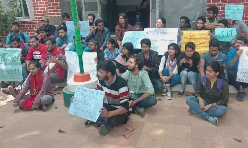 Central varsity students march to stir foiled