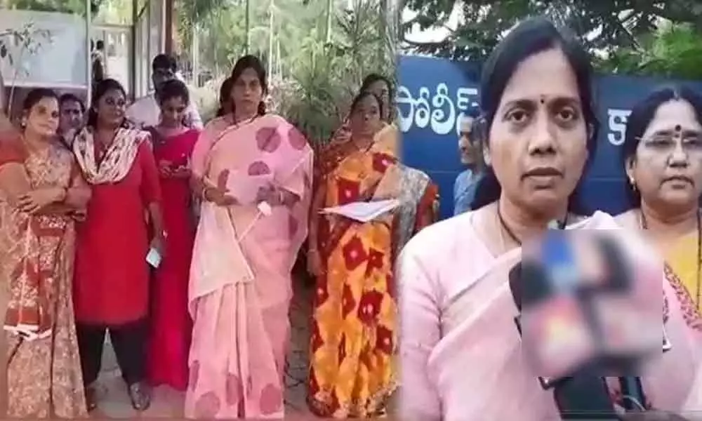 YSRCP women wing complains to DGP on abusive social media postings on MLA Roja