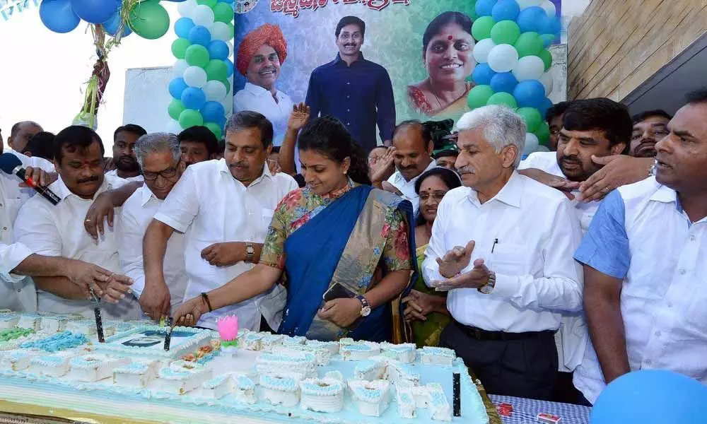 Andhra Pradesh CM YS Jagan Mohan Reddy birthday celebrations at grand