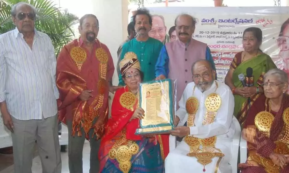 Writer Jalandhara receives Vasireddy Sitadevi Award