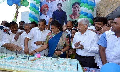 Andhra Pradesh CM YS Jagan Mohan Reddy birthday celebrations at grand
