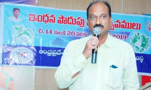 Housewives urged to save energy: SE M Vijaya Kumar