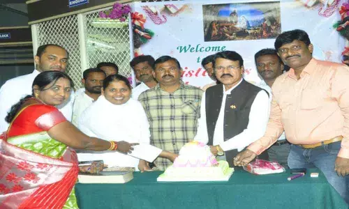 Hanamkonda: Pre-Christmas celebrated by employees of SDLCE