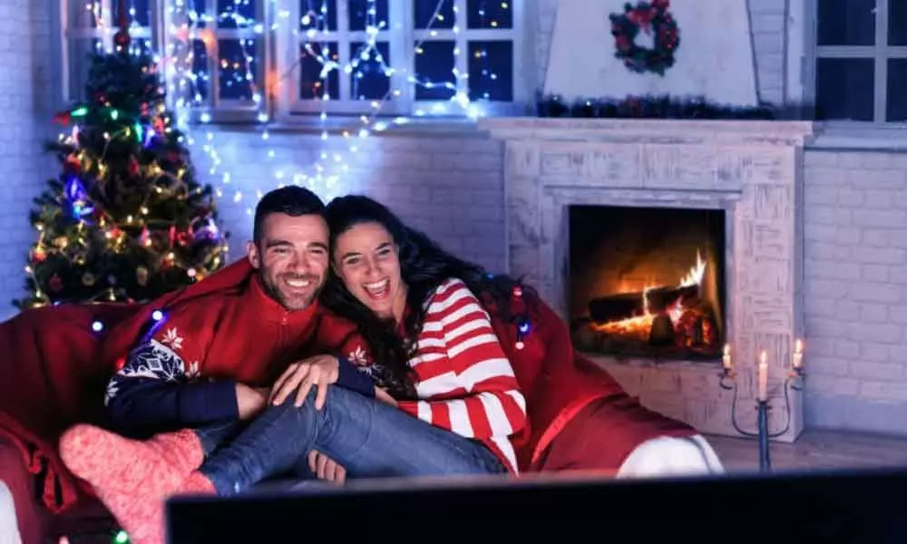 This Christmas Season: Make merry with Christmas-themed movies!