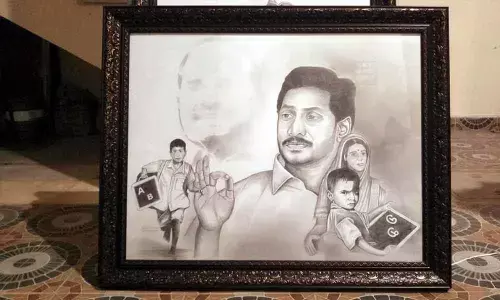 Pencil sketch exhibits Jagan Padayatra