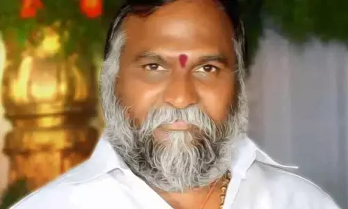 Jagga Reddy asks Harish to resolve water scarcity