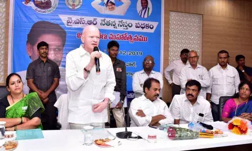 TDP totally ignored weavers: Deputy CM Pilli Subhash Chandra Bose