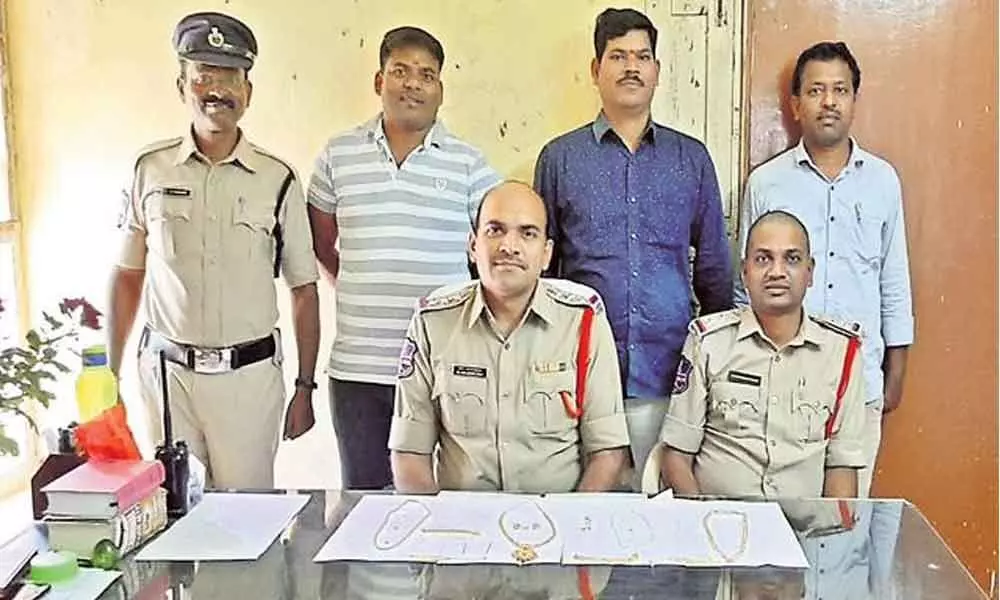Three-member gang of Stuartpuram held in Gajwel