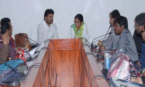 Ensure normal deliveries: District Collector Aisha Masrath Khan