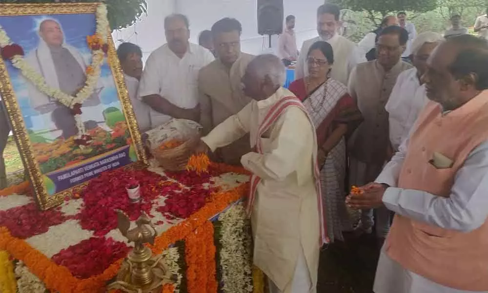 Rich tributes paid to PV Narasimha Rao