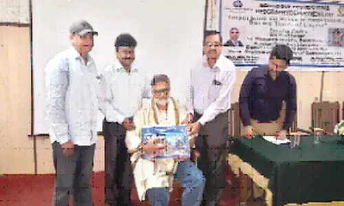 Tushar Gandhi visits Osmania University Geography department