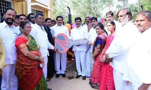 Palle Pragati to develop all villages: Minister Vemula Prashanth Reddy