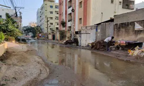 Residents on the edge due to drainage overflow