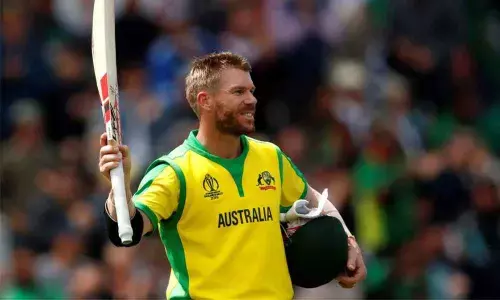 Warner fit, says coach Langer