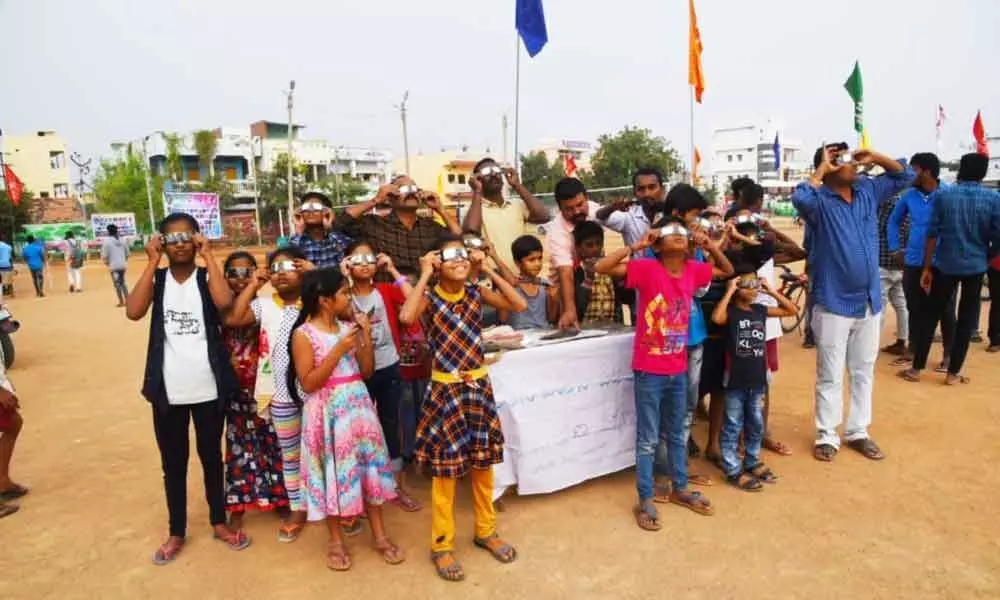 Sircilla: Jana Vignana Vedika organises Surya Utsavalu on solar eclipse