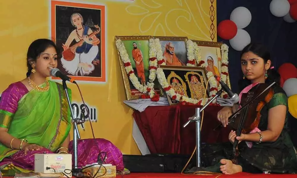 Artistes present vocal concerts at Nrityotsav in Vijayawada