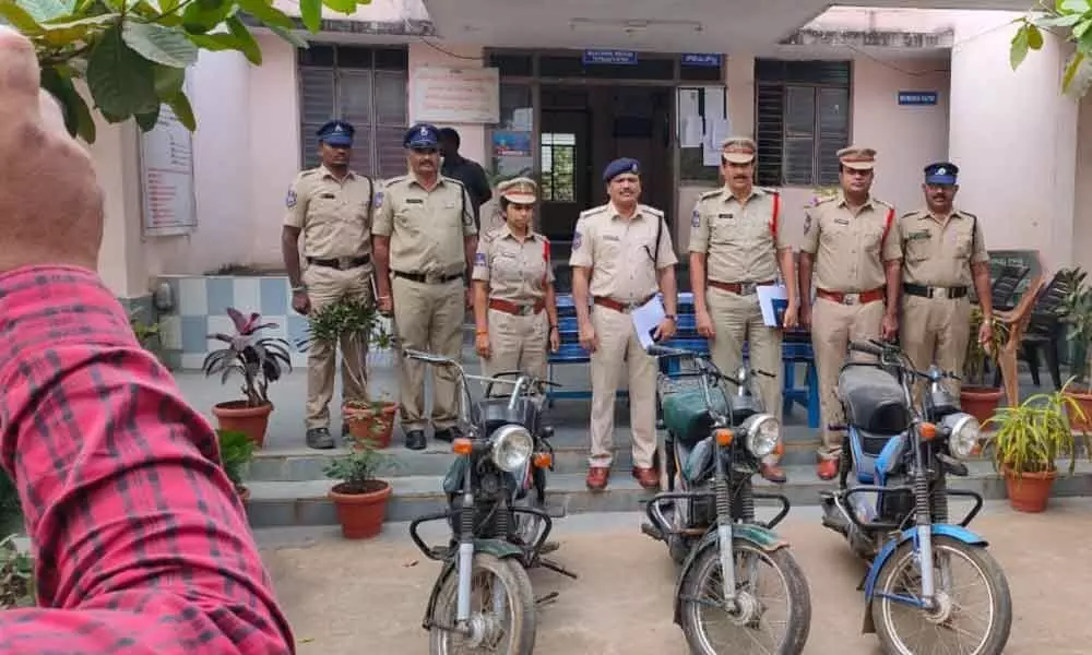 Khammam Police nab bike-lifter, recover 3 vehicles