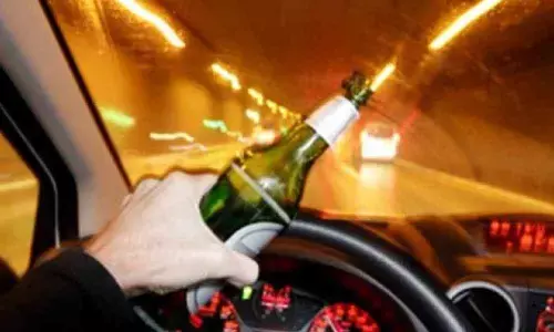 Car driver creates ruckus in Hyderabad