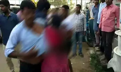 Drunk men behaved indecently with a woman in Narsipatnam