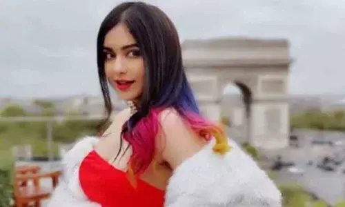 Adah Sharmas Unique Way Of Celebrating Christmas