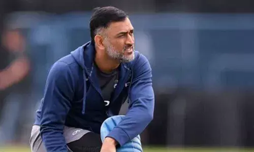 India waits for Dhonis comeback