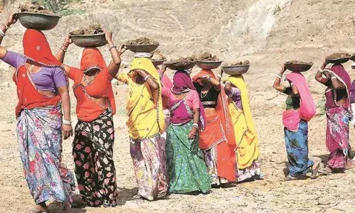 30K Maha labourers remove uterus to stop menstrual cycle