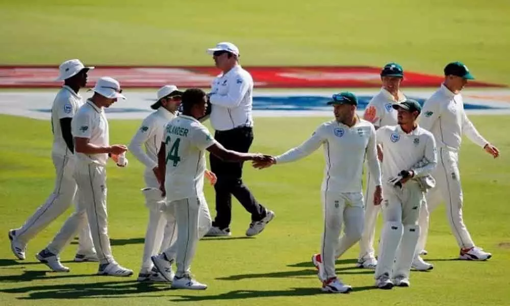 South Africa lead by 172 as bowlers helm England fightback on Day 2