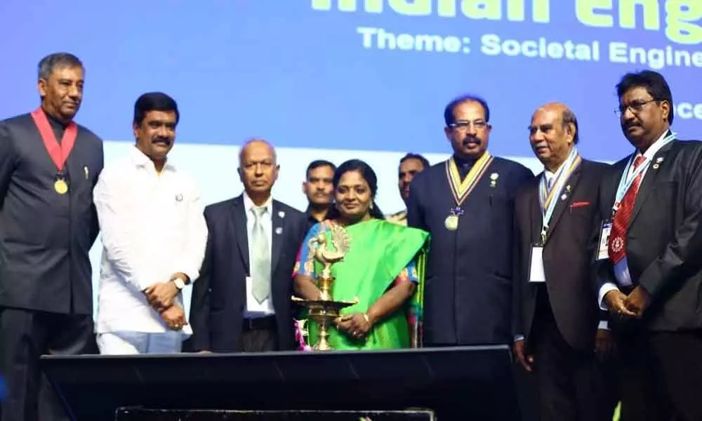 Madhapur: Use tech to improve lives of poor, exhorts Governor Dr Tamilisai Soundararajan