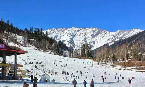 Himachals Keylong freezes at minus 15 degrees