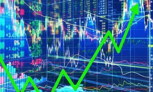 Bank stocks push markets into green