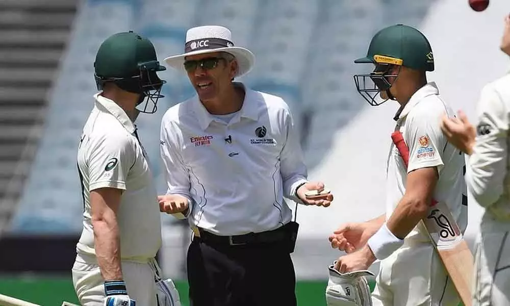 Umpire Llong draws flak for poor decision in Australia-NZ Test