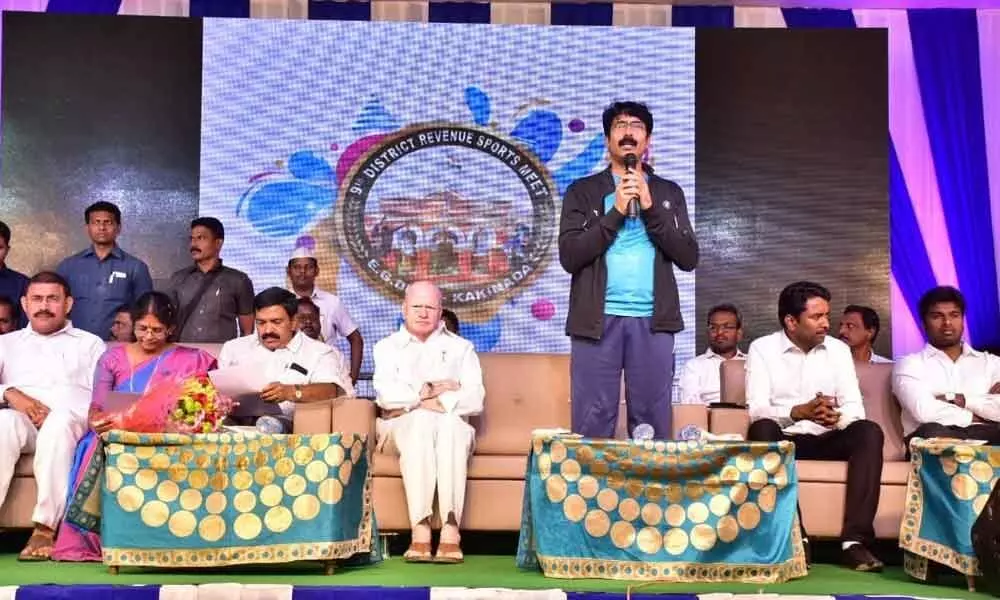 1,000 revenue employees take part in sports meet: Collector D Muralidhar Reddy