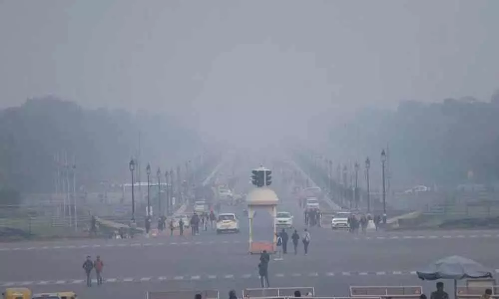 Dense fog hits Delhi; 30 trains delayed, flights diverted