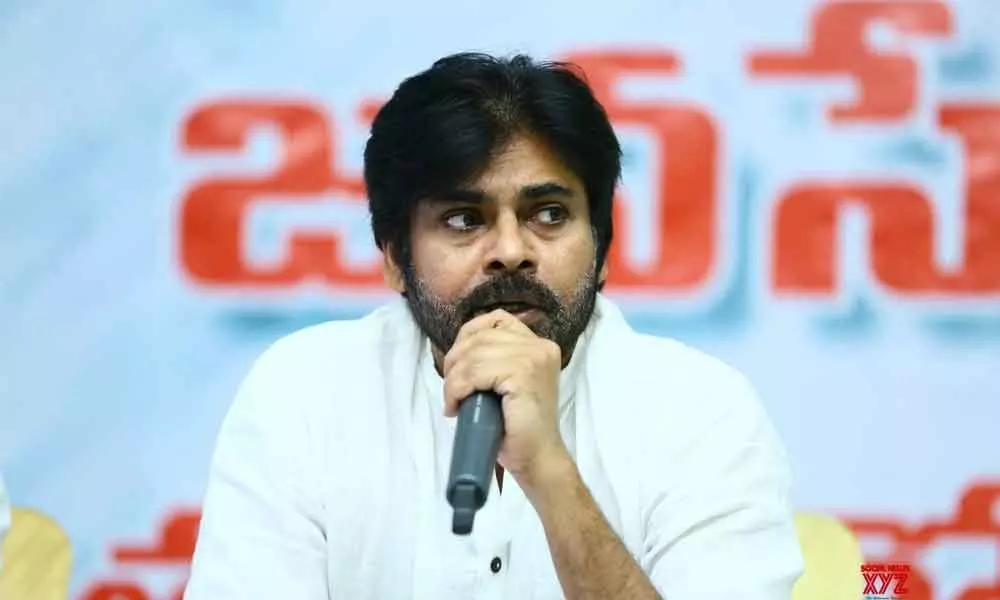 Finally, Pawan makes his mind to support Amaravati farmers on capital issue