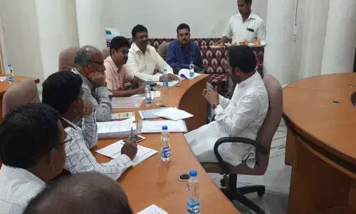 Kishans fiat to expedite flyover work in Amberpet