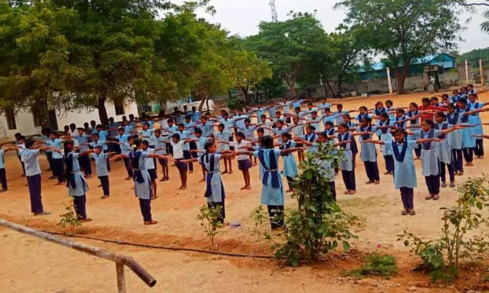 Athmakur: Students told to take part in sports activities to remain fit