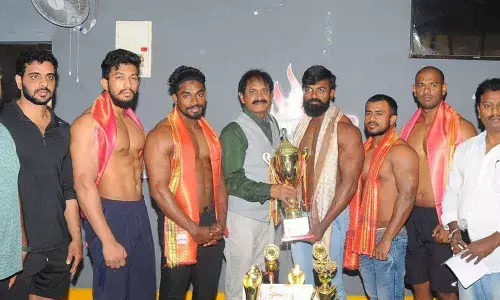 Prize-winning body builders felicitated in Vijayawada