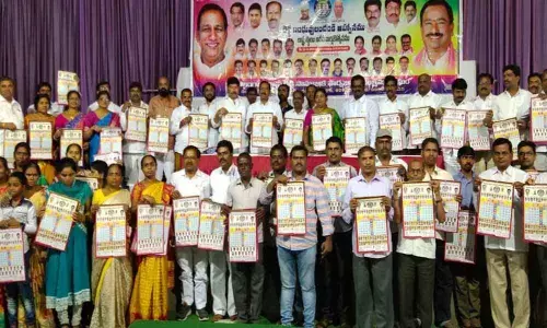 MLA Bethi Subhash Reddy launches 2020 calendar