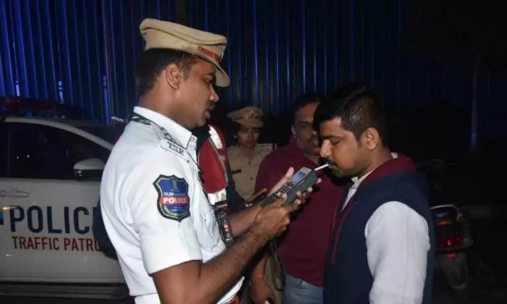 Over 3,148 drunken driving cases booked on New Year eve